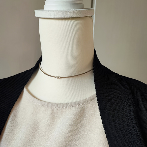 とても小さなコットンパールのかわいいチョーカー（マグネット式金具へ変更可能です） 10枚目の画像