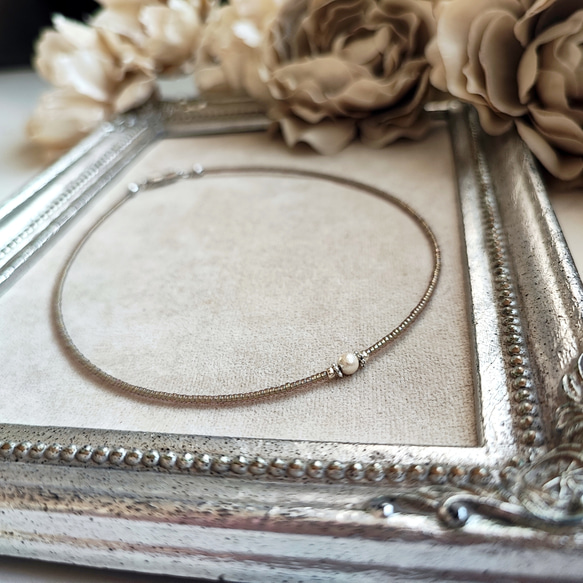 とても小さなコットンパールのかわいいチョーカー（マグネット式金具へ変更可能です） 3枚目の画像