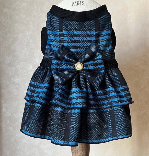 犬服 オールジャガードニット生地の2段スカートワンピース ペット服