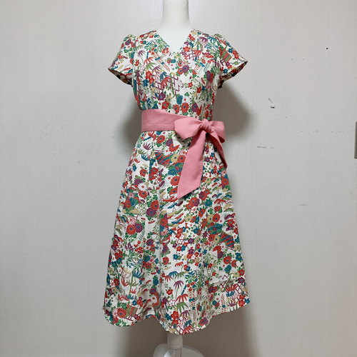 着物リメイクカシュクールワンピースM 百花繚乱 ワンピース 着物リメイクカシュクールワンピースM 百花繚乱 ワンピース