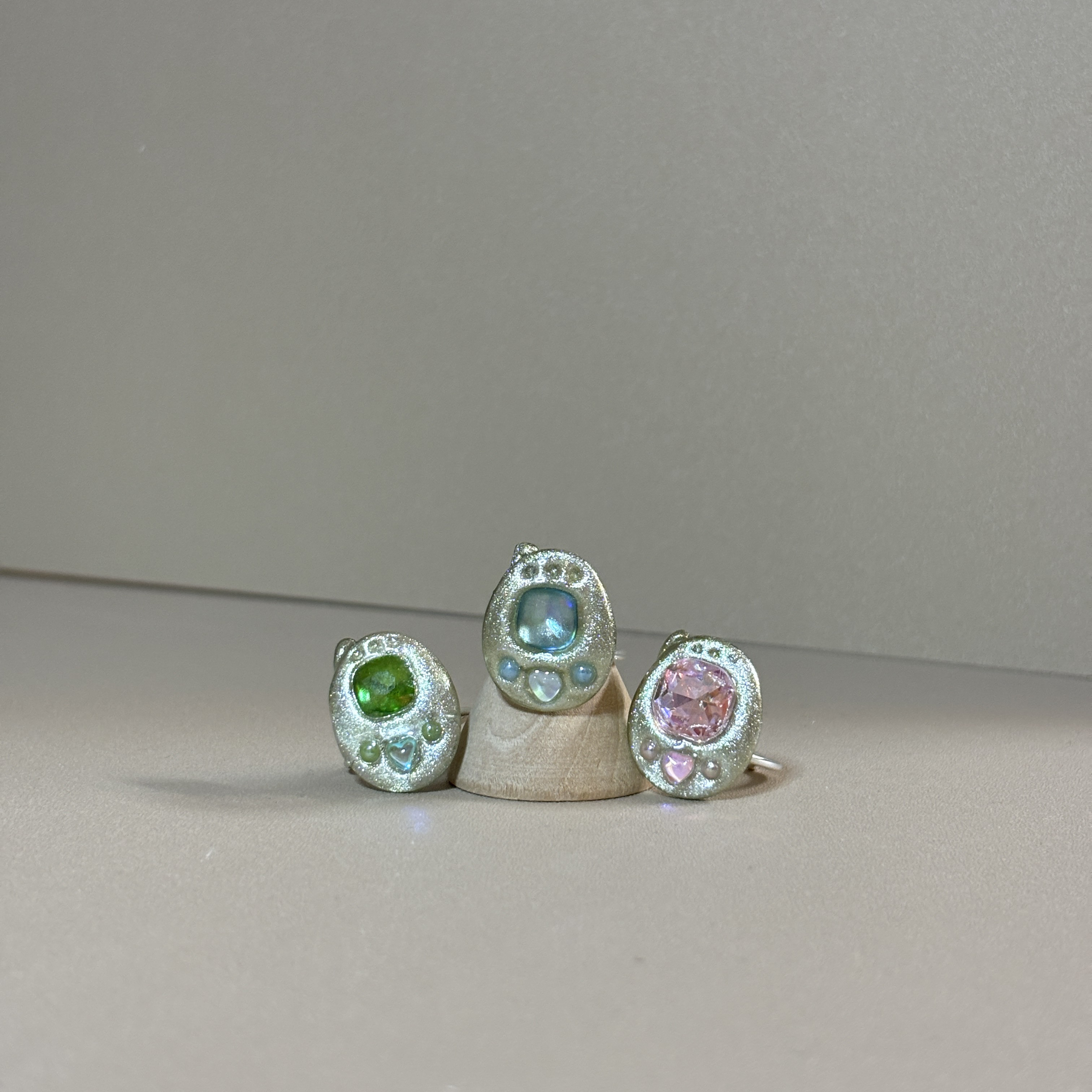 たまごっち/当時もの/アクセサリー/指輪 初代「たまごっち」が指輪になった『Ringcolle! たまごっち』が