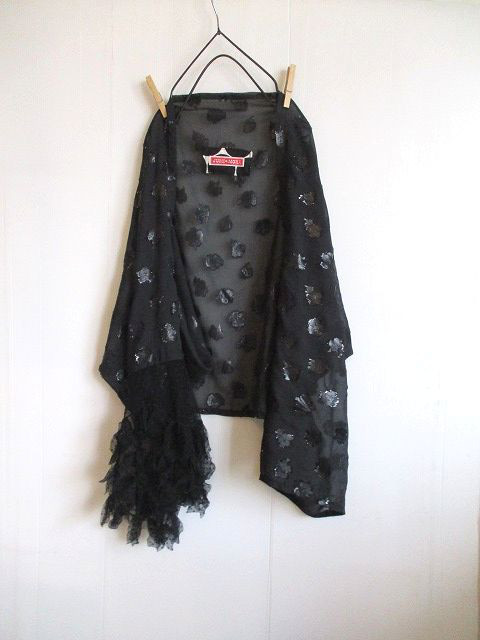 【大好評】黒ブラック３WAY以上着回し　イタリア製フリル×シルク絹シフォン100％　ショートボレロ　羽織　ビーズピン付き