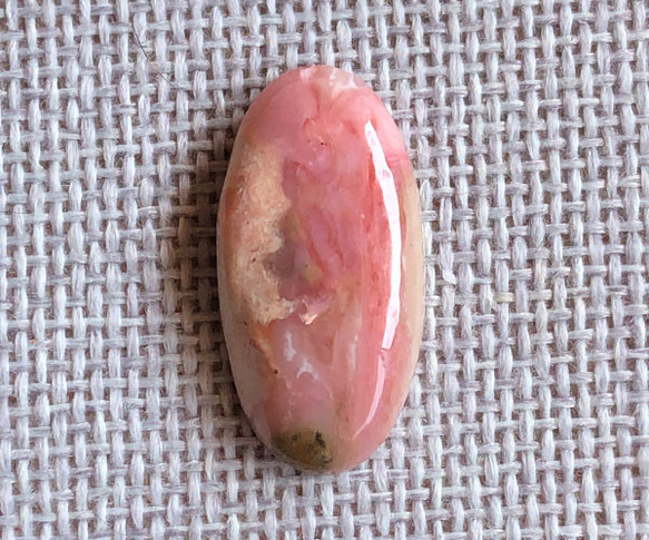 2584  ピンクオパール　天然石 4枚目の画像