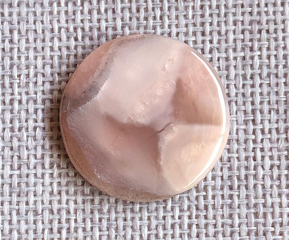 2552  ピンクオパール　天然石 4枚目の画像