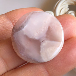 2552  ピンクオパール　天然石 1枚目の画像