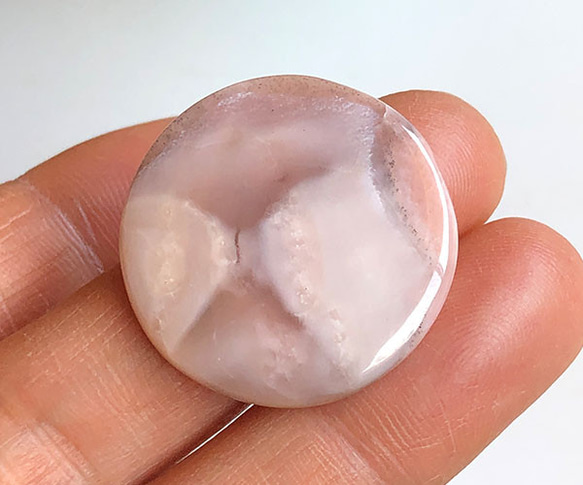 2552  ピンクオパール　天然石 3枚目の画像