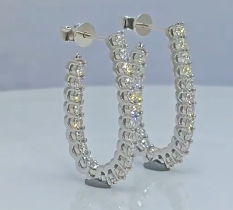 モアサナイト　0.88ct×2  1.76ctフープピアス　キラキラ　ラグジュアリー　k18 プラチナ　ホワイトゴールド