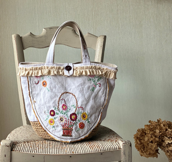 フランスアンティーク*ヴィンテージ*花かご刺繍*手刺繍*かご フランスアンティーク*ヴィンテージ*花かご刺繍*手刺繍*かご
