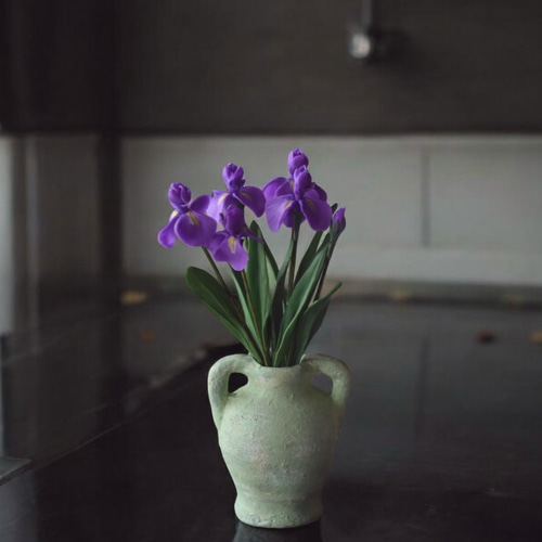 ◇粘土のお花◇ 菖蒲(あやめ) ミニサイズ 壺 赤紫 A1190 ◇粘土のお花◇ 菖蒲(あやめ) ミニサイズ 壺 赤紫 A1190