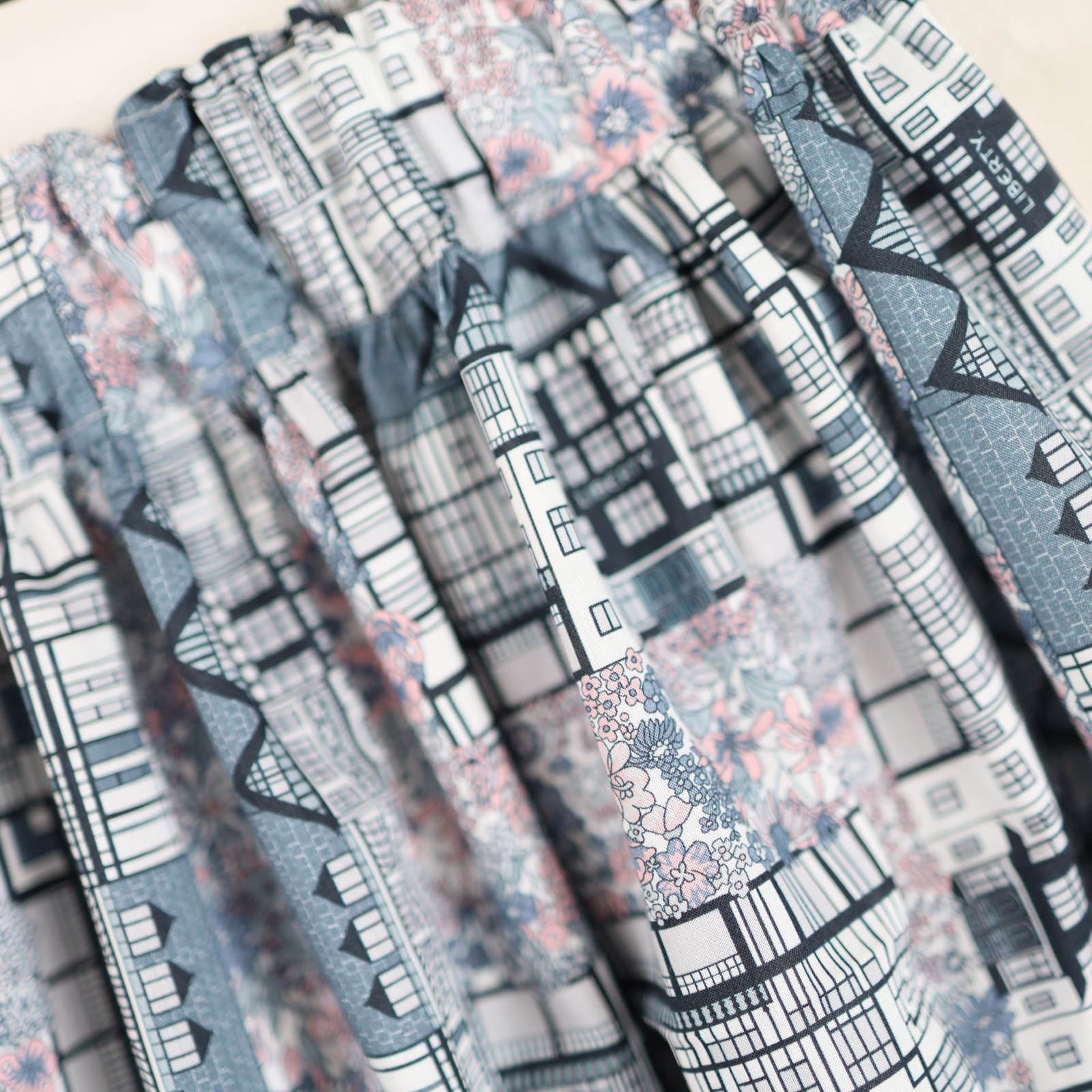 リバティ＊タックロングスカート