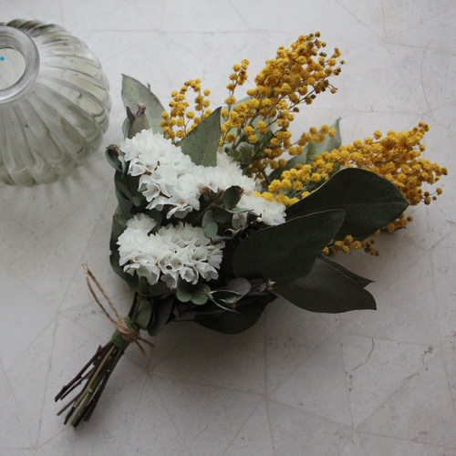 ミモザとユーカリのナチュラルスワッグ