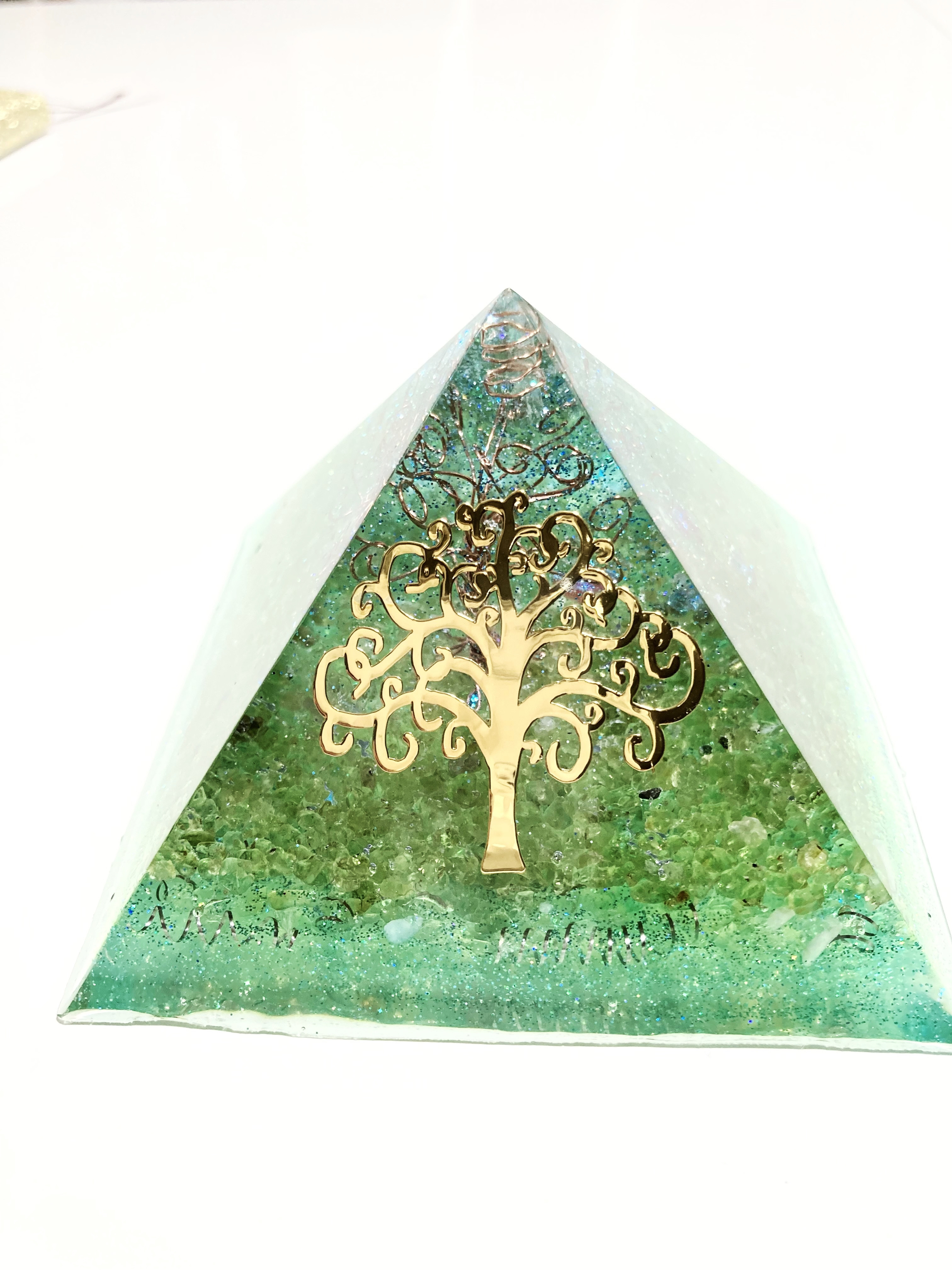 オルゴナイト ピラミッド 神聖幾何学（ツリーオブライフ） 立体