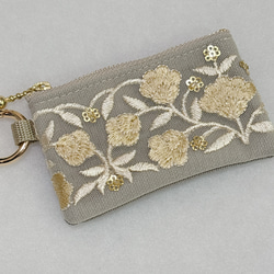 刺繍】胡蝶蘭ファスナーポーチ ポーチ Ribbit リビット 通販 16588441