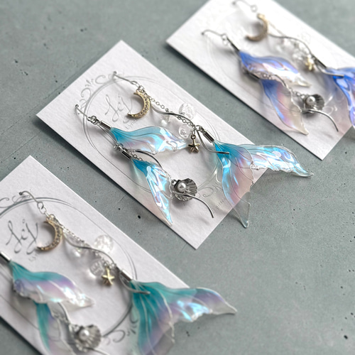 月光人魚の耳飾り【ブルー&レッド】 ピアス（フック・チェーン