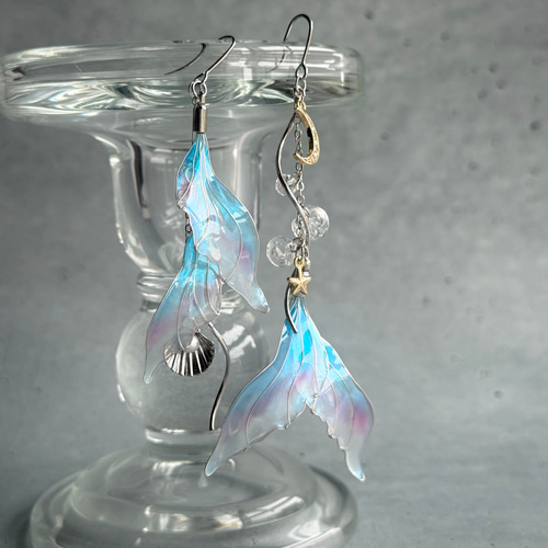 人魚の耳飾り 月光人魚の耳飾り【アクア&ピンク】 ピアス（フック・チェーン