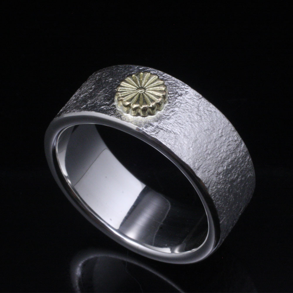 指輪 メンズ : 岩石 菊紋 平打ち シルバー K18 リング ゴールド 14～28号 菊花紋章 シンプル R-179