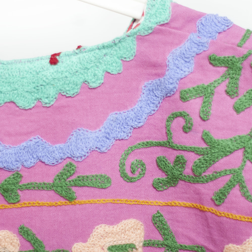 少し傷のある手縫いの刺繍パッチワーク純綿ベスト インドの純綿