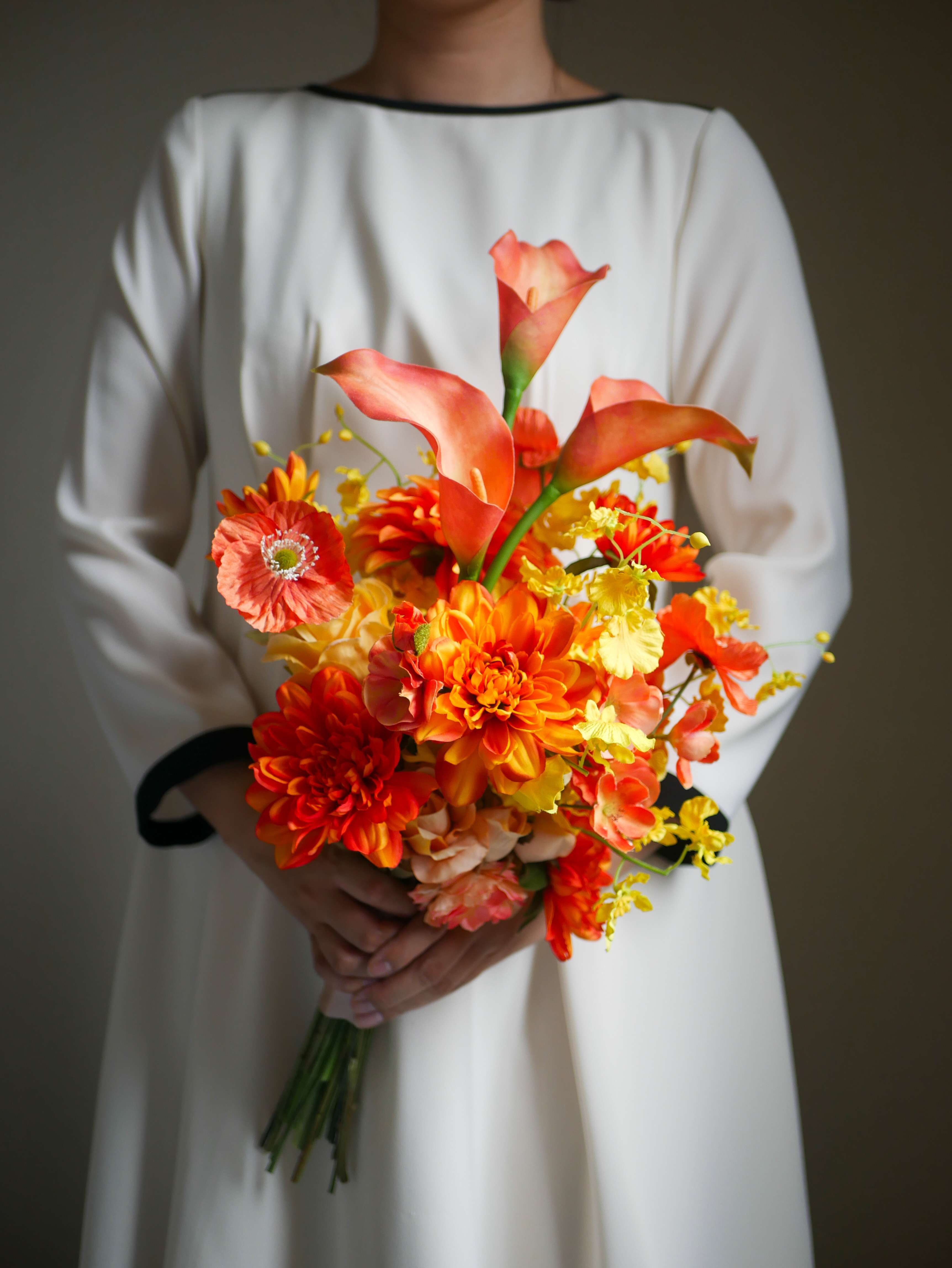 ウェディングブーケ　韓国ブーケ　造花ブーケ　オレンジブーケ　カラーブーケ　オンシジューム