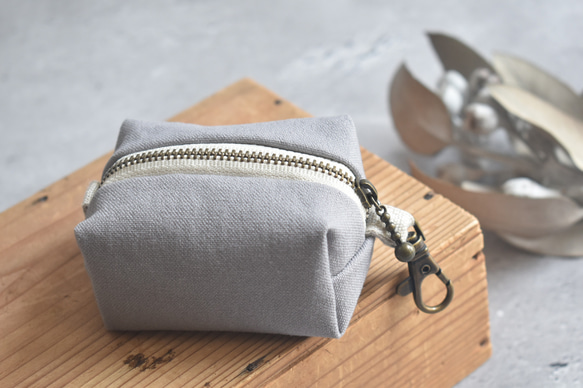 カン付きミニポーチ/キーホルダーポーチ/キーケース 2枚目の画像