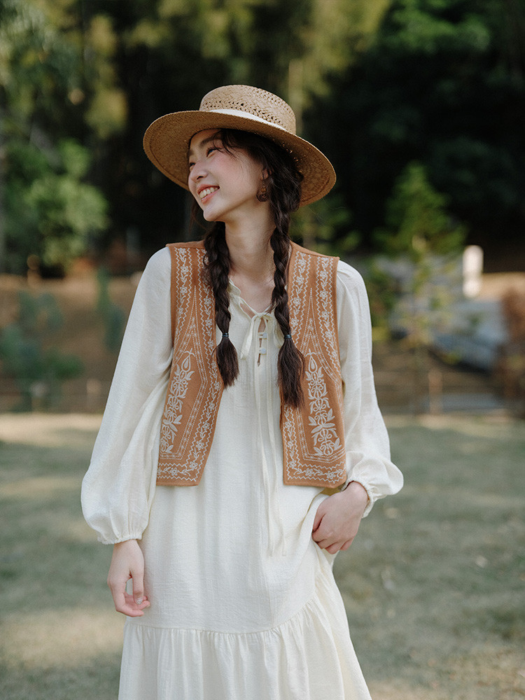 リボン締めのロングスカート   ボトルスリーブ   ワンピース