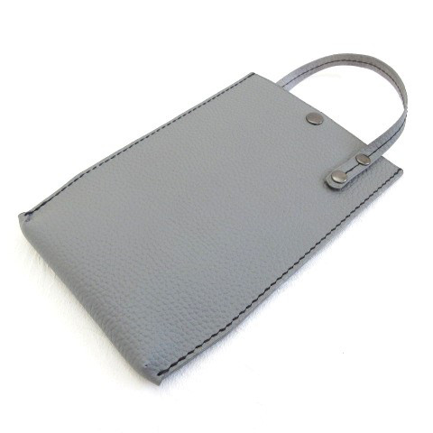 手縫い♪《牛革》２WAYサコッシュ・フラットミニ・シュリンクレザー・グレー・096【超早割母の日2025】