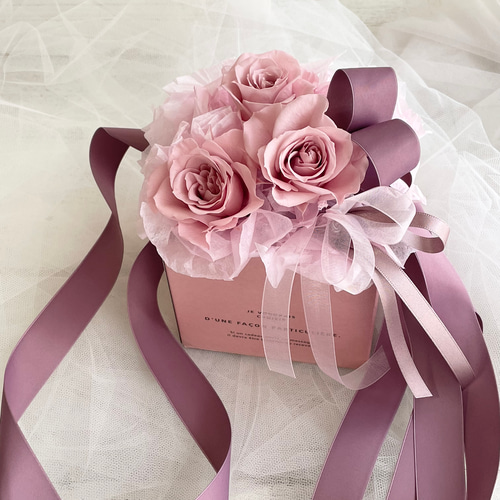 love ribbon」ボックスインブーケ バラ プレゼント 可愛い ピンク