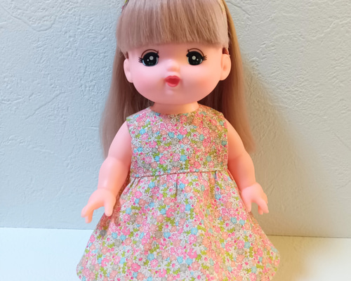 shou購入ページ　めいちゃんワンピース90cm&ヘアゴム 納期お早め ツインセット》刺繍シアートップス×キャミワンピース【洗濯機
