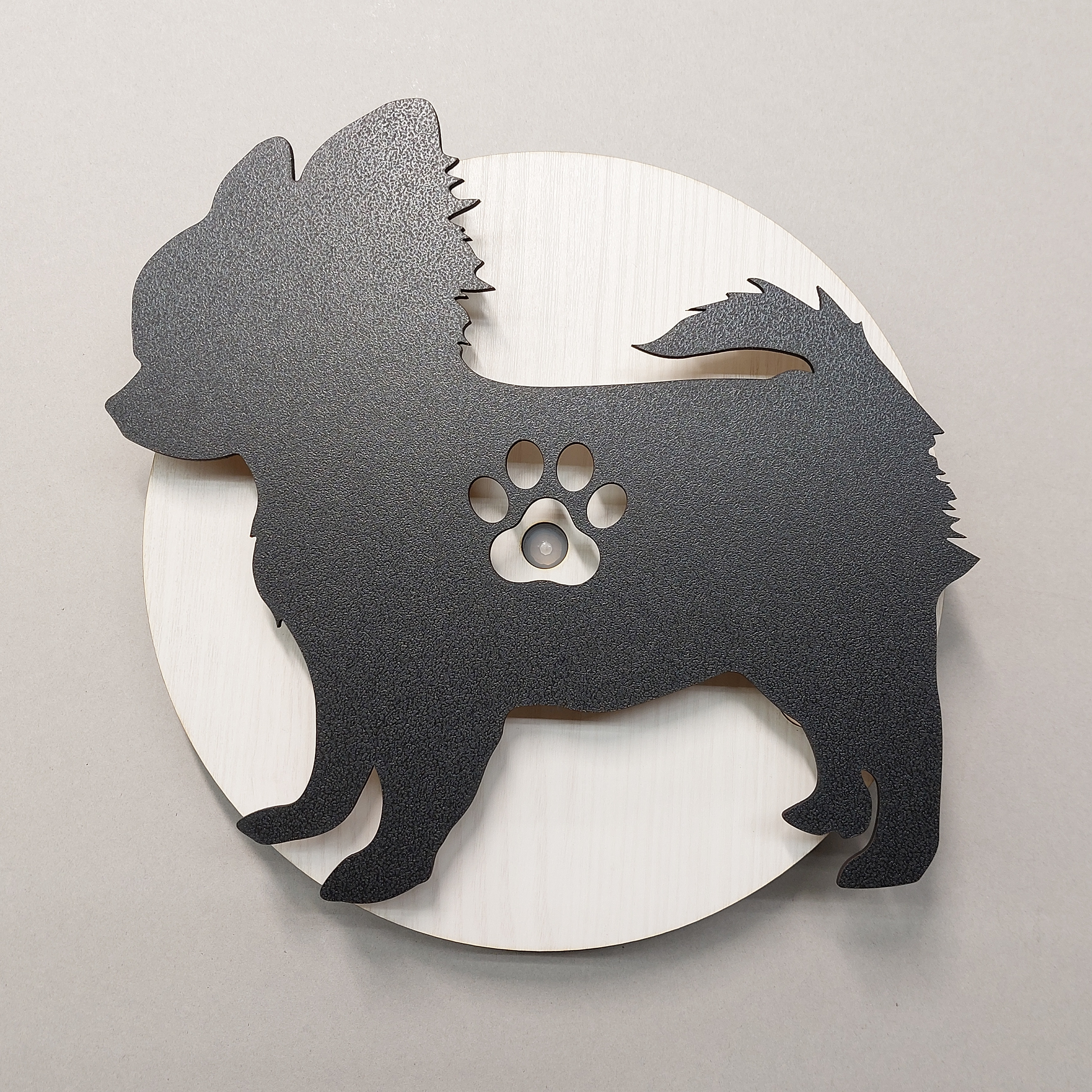 【人感センサー・ウォールライト】名入れ・文字入れ　はみ出しワンちゃん　チワワ　黒