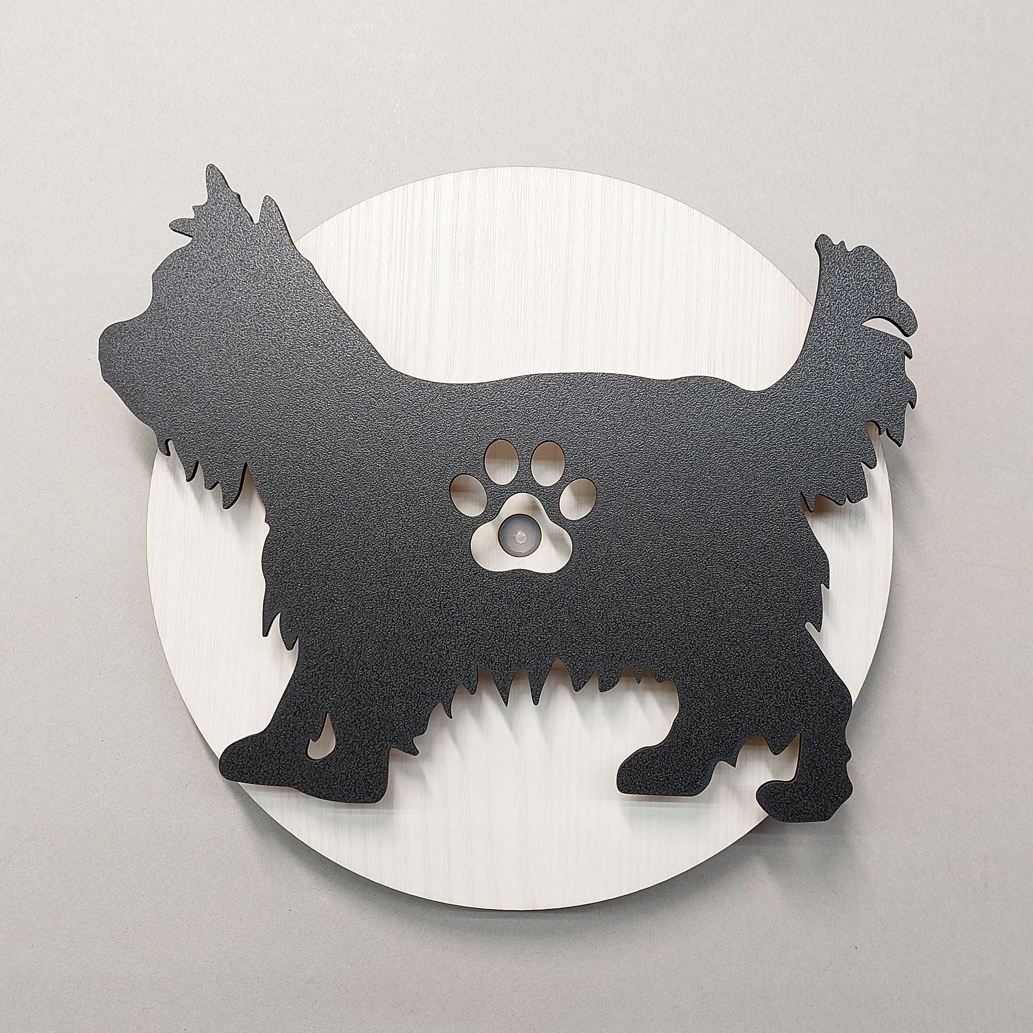 【人感センサー・ウォールライト】名入れ・文字入れ　はみ出しワンちゃん　ヨークシャーテリア　ヨーキ　黒