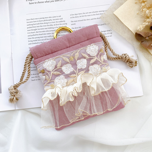 インド刺繍リボン】ハンドメイド ミニ 巾着 フリル ポーチ 巾着袋 うり