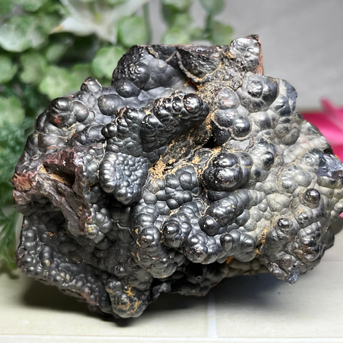 うのにもお得な情報満載！ 希少】ヘマタイト 瘤状結晶 その他置物 赤鉄鉱 クラスター 原石 置物