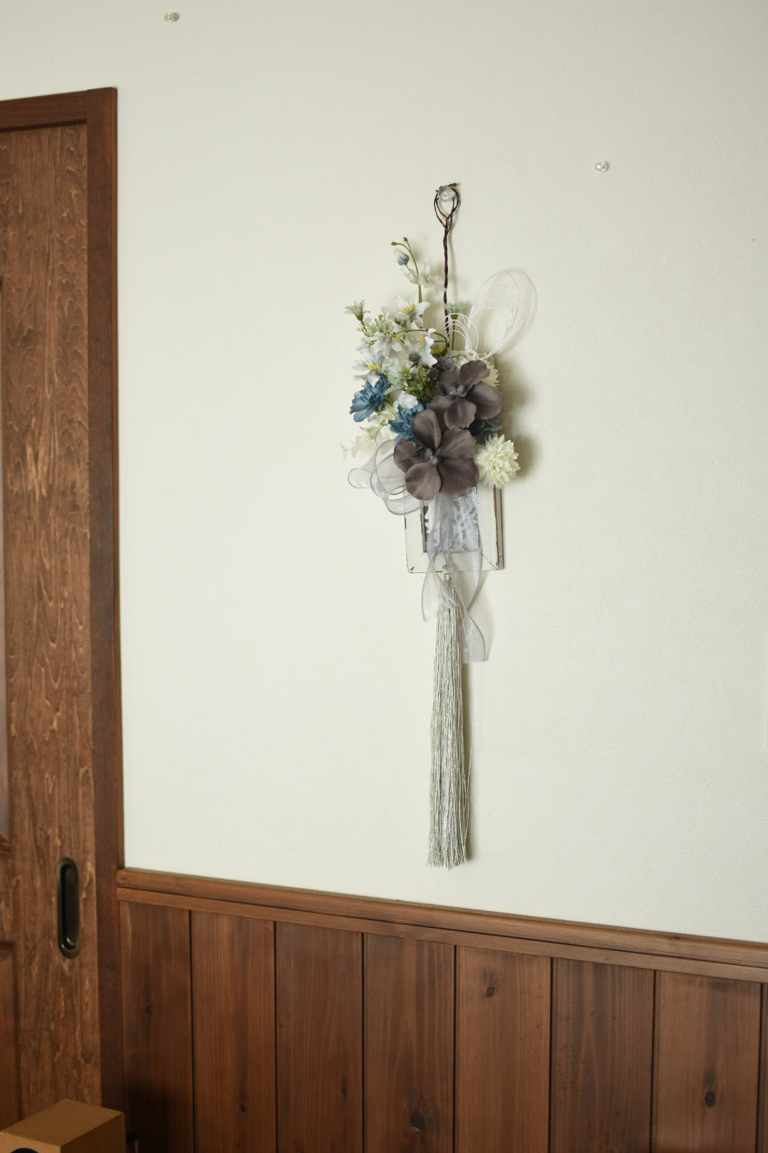 【母の日ギフトに♪】和室にも洋室にも合う胡蝶蘭の壁飾り・アーティフィシャルフラワー・造花