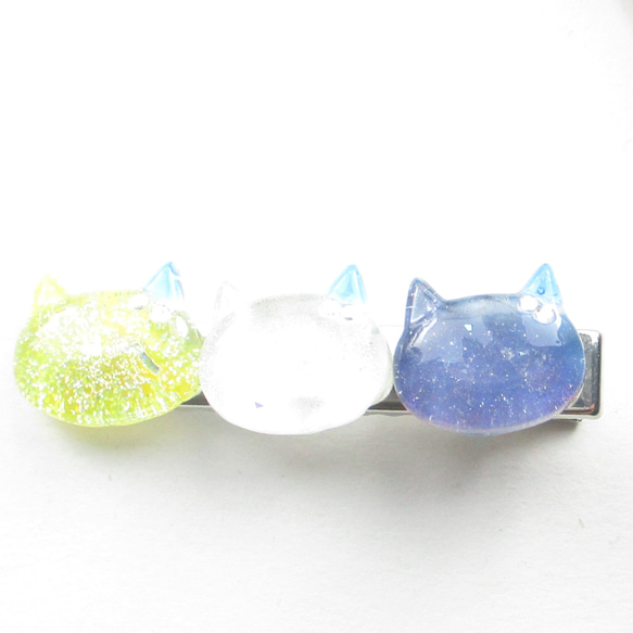 東欧の野良クォーツニャンコだって、平和だけれど個性はあります♪<創作ヘアクリップ>HC099 3枚目の画像