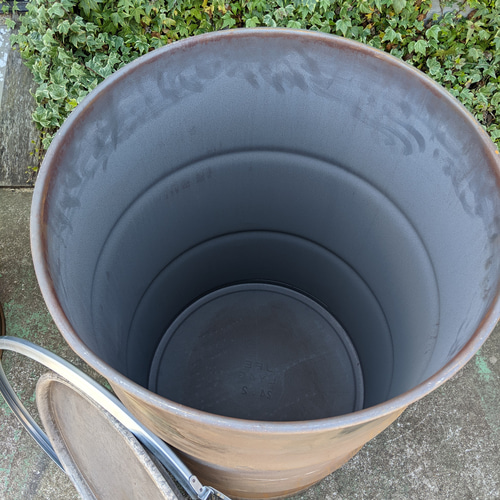 アメリカンヴィンテージなドラム缶 200L オープンドラム缶 ガレージ