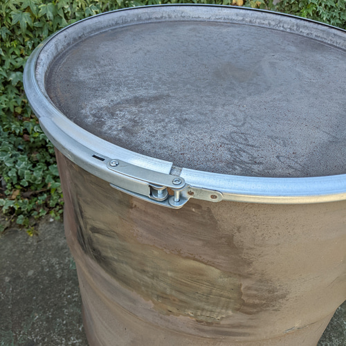 アメリカンヴィンテージなドラム缶 200L オープンドラム缶 ガレージ