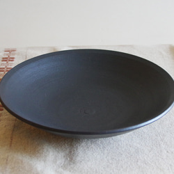 黒マットの大皿 Φ23.5cm 2枚目の画像