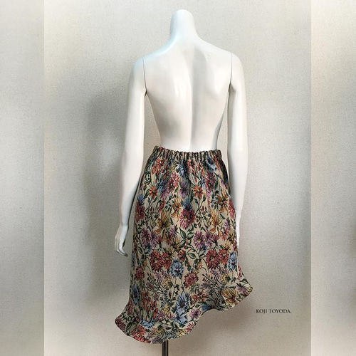 1点もの・デザイン画付き】ゴブラン織りアシメトリーフリルスカート  