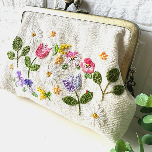 受注制作】春の訪れ刺繍親子がま口財布 がま口 ルソラ 通販 19163073