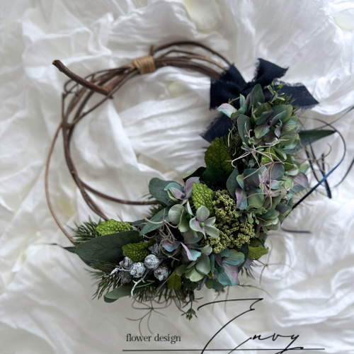 受注制作ユーカリと紫陽花と花々のリース e9fe12fc064b808bb4e6531a4eb3d5