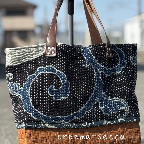 古布筒描刺し子山ぶどうカゴバッグ　本革　手仕事 古布の筒描刺し子山ぶどうカゴバッグ 本革 かごバッグ secca 通販