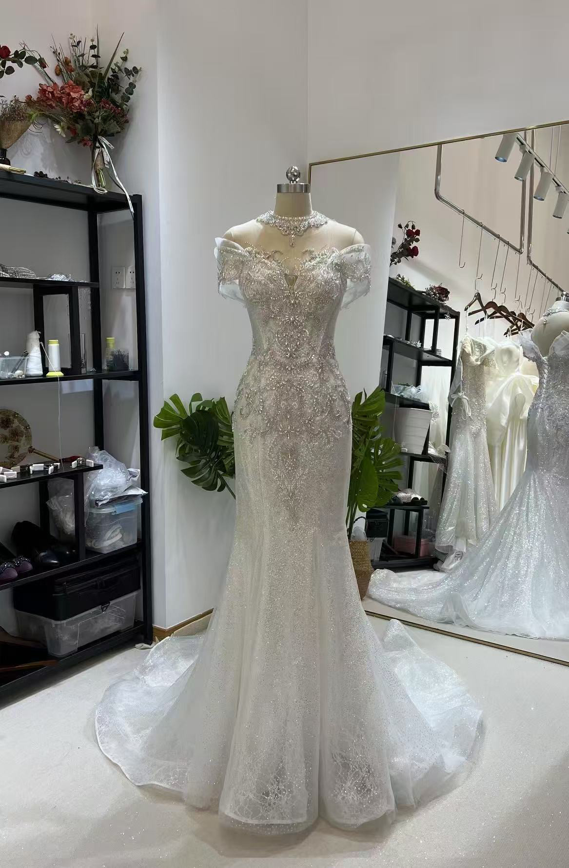 送料無料！ウェディングドレス フランス風 キラキラチュール ビジュードレス 韓国風ドレス クラシカル 優雅なシルエット