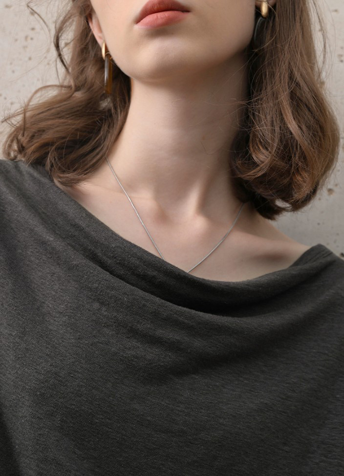 漢麻100% オフショルダートップス フレンチリラックスシルエット 夏用プレミアムニット#黒色