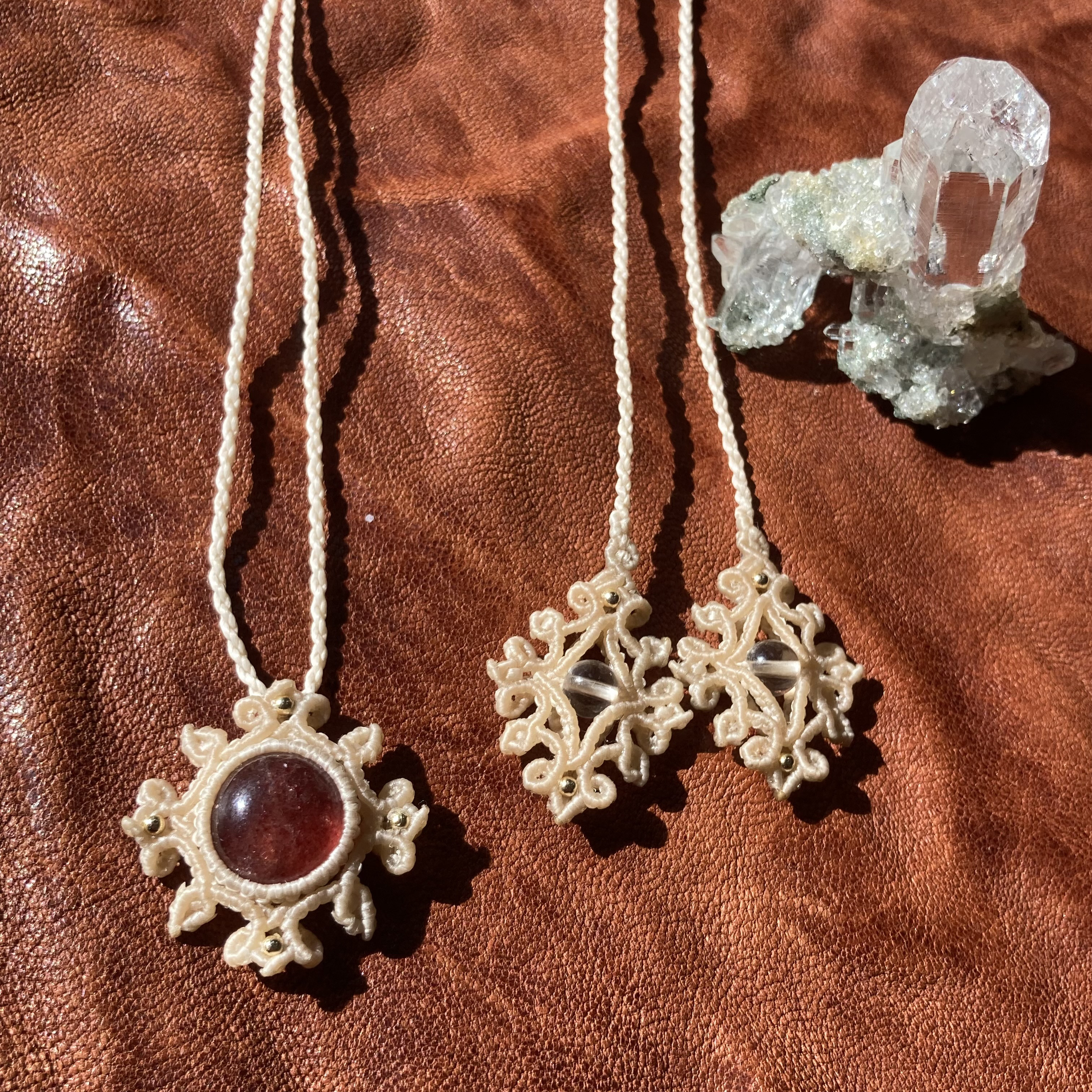 -曼荼羅- ストロベリークォーツマクラメネックレス