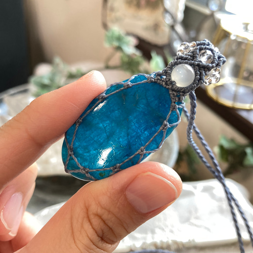 ブルーアパタイト マクラメ編みネックレス・マクラメネックレス