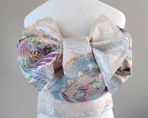 特価　一部式　晴れやかなる　振袖用　作り帯　付け帯　胴～90㎝　正絹　変わり結び 一部式 晴れやかなる 振袖用 作り帯 付け帯 胴 90 正絹 変わり結び