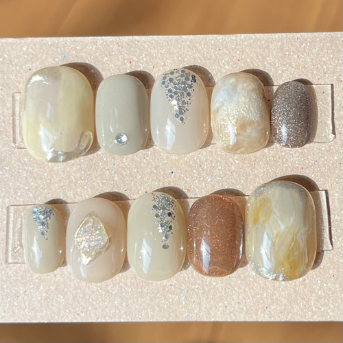 ネイルチップ ラウンドベリーショート Mサイズ ネイルチップ（つけ爪