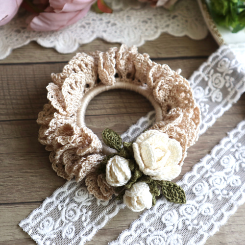 レース編み・薔薇と蕾のシュシュ シュシュ Puu crochet 通販 19165373