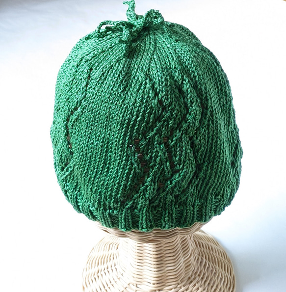 無料送料】ユニークモチーフの透かし柄ニット帽子 ビーニー グリーン
