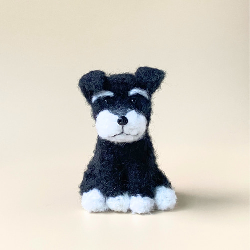 羊毛フェルト黒シュナウザー可愛くてぬぼっとまったりお顔です 羊毛フェルト ぬぼっとまったりお顔の♪大きめ♪リアル黒