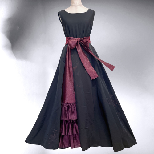 ラメ赤可愛いアクセントカラーワンピース 着物リメイク L〜LL 黒 B70317 着丈124cm ラメ赤可愛いマキシ丈 アクセントカラーワンピース 着物